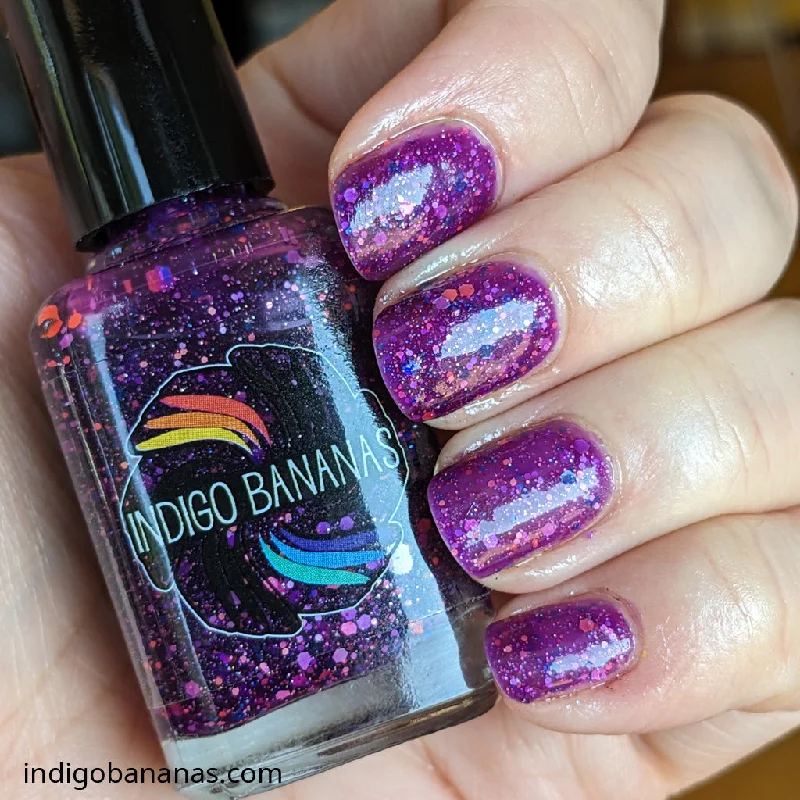 nail polish bark glow-Selgio, the Cuddlefish - purple/magenta neon glitter - UV reactive