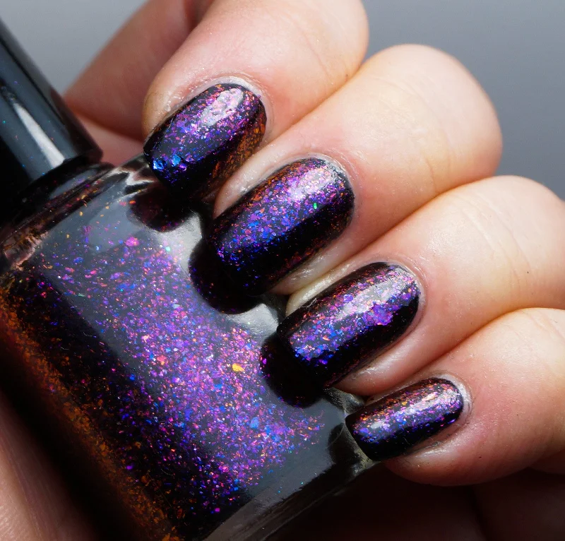 nail polish sponge dab-Violet Stars - purple/red/gold mega chrome flakie